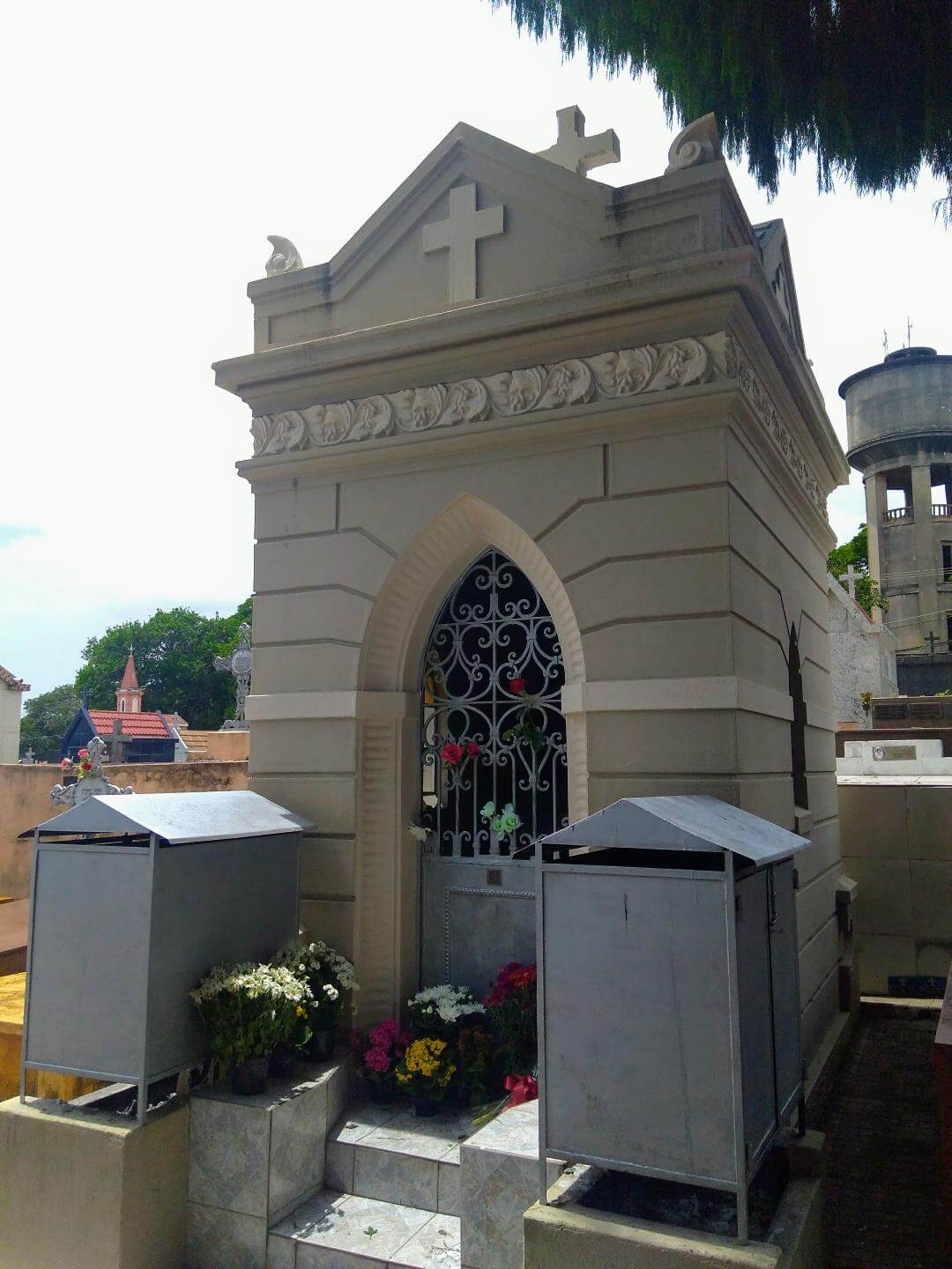Famoso túmulo de Maria Polito (Foto: Tribuna de Jundiaí)