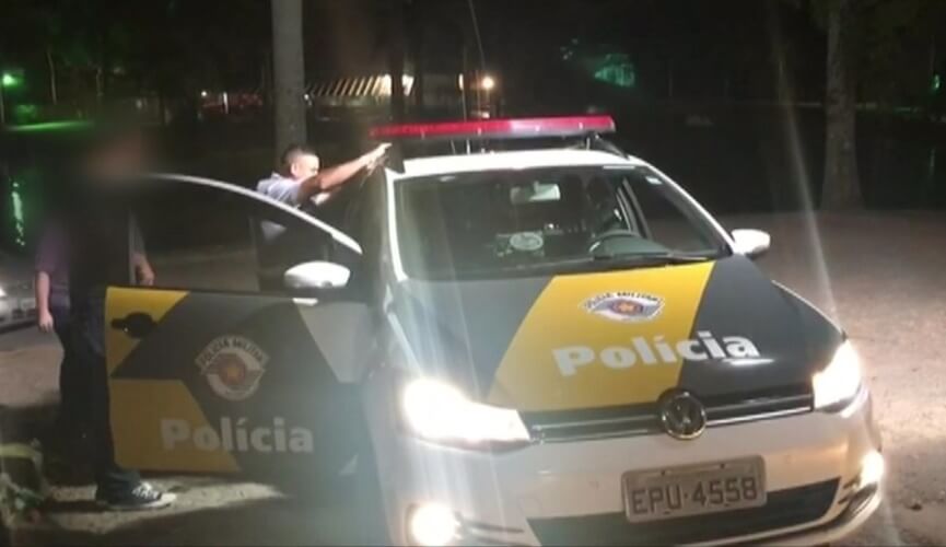 Policiais são presos por cobrarem propina para não fazer blitz em casa noturna de Jundiaí