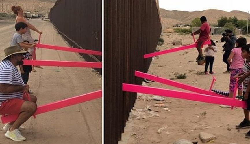 Arquiteto instala gangorras na fronteira dos EUA e México para unir pessoas