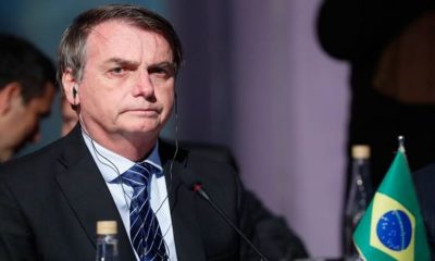 Bolsonaro chama de “idiota” pergunta sobre carona de parentes em helicóptero da FAB