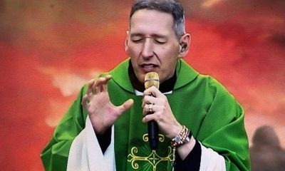 'Nasci novamente', diz padre Marcelo Rossi em missa após ser empurrado do palco