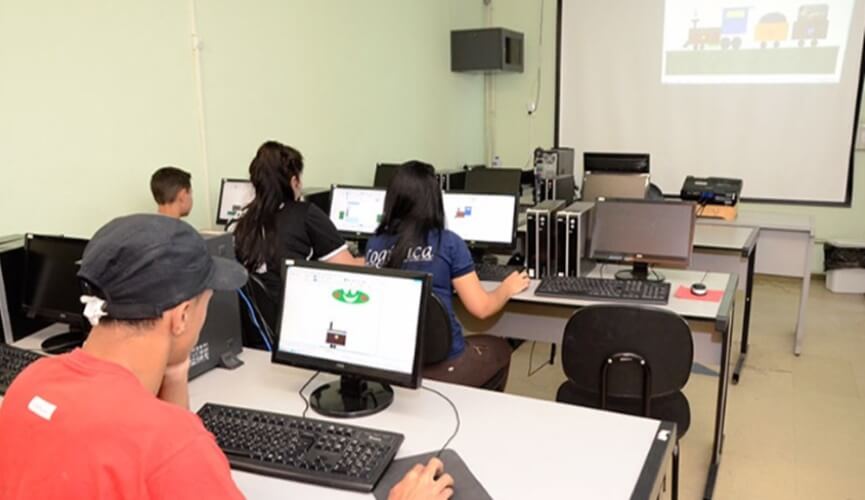 Várzea Paulista abre mais de 150 vagas para cursos de informática