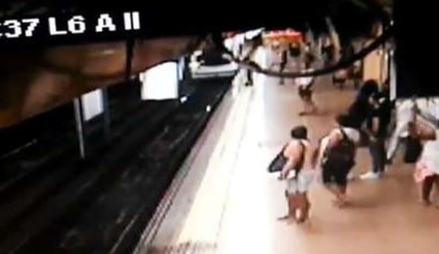 Brasileiro é preso por empurrar jovem nos trilhos do metrô na Espanha