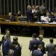 Veto de Bolsonaro cai e fake news dá até 8 anos de cadeia no Brasil