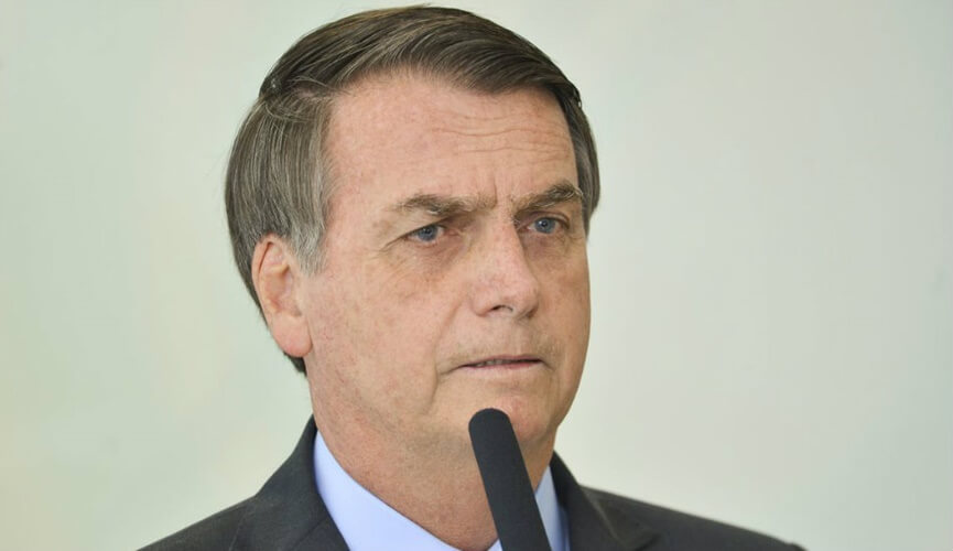 Bolsonaro passa por cirurgia para retirada de hérnia em São Paulo