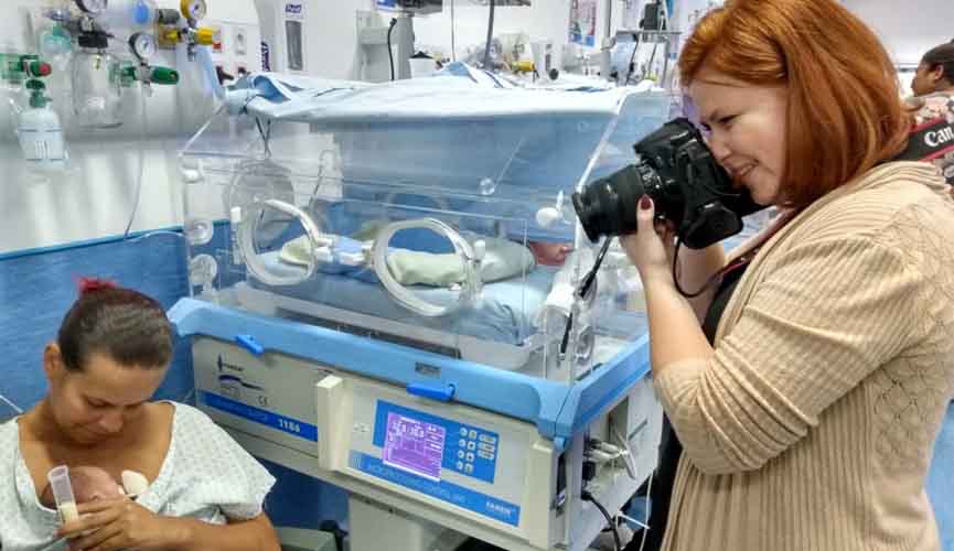 Fotógrafa clica bebês prematuros e doa imagens aos pais em Jundiaí