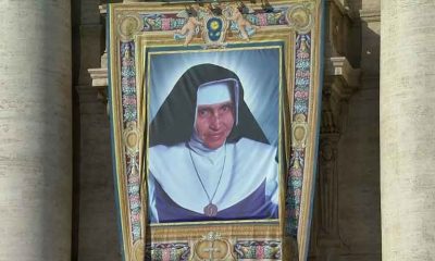 Irmã Dulce é canonizada pelo Papa Fanscisco e se torna a primeira santa brasileira
