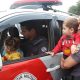 Super-heróis da vida real - crianças passam a tarde com policiais em Jundiaí