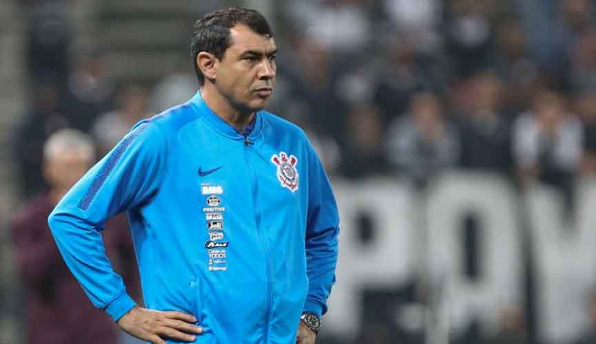 Após derrota por goleada, Carille é demitido do Corinthians
