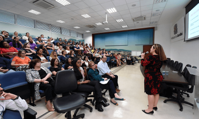 Foto panorâmica do auditória do Paço Municipal durante evento do Fórum de Não-Violência contra a Mulher