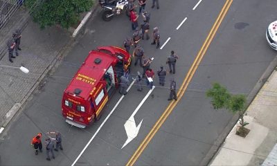 Ambulância e policiais militares