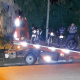 Policiais colocam motos em caminhão