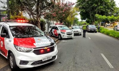 Viaturas da Polícia Militar em rodovia de Jundiaí