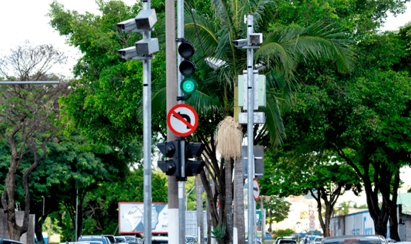 Radar na avenida dos Ferroviários