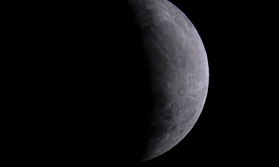 foto bem aproximada da lua