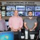 Daniel Basson (à esquerda), Jacó, Ricardo e João Pedro estiveram na Central de Monitoramento da Guarda Municipal de Jundiaí