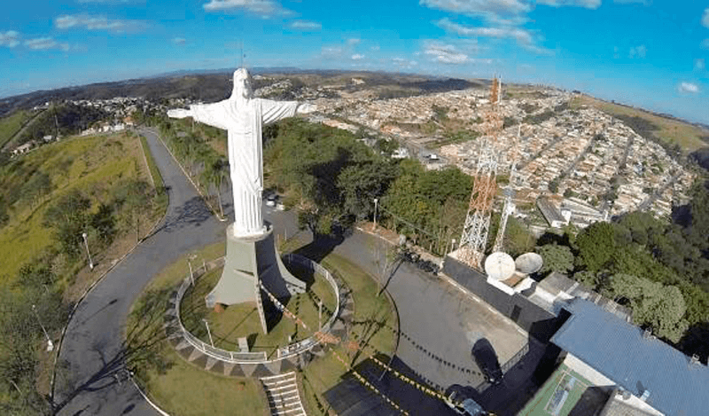 Imagem aérea do Cristo de Campo Limpo Paulista