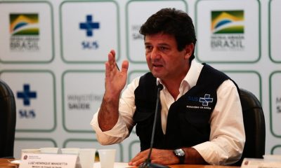 Luiz Henrique Mandetta durante coletiva de imprensa