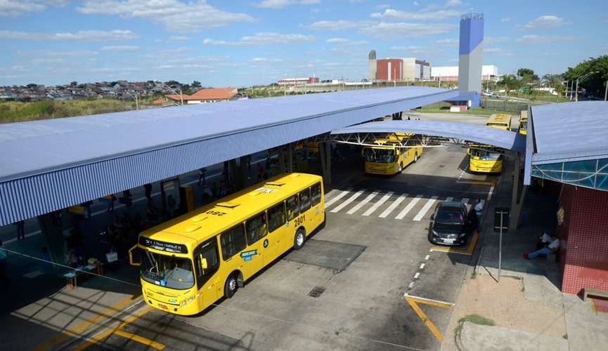 Foto de terminal urbano