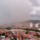 Foto panorâmica de Jundiaí com chuva