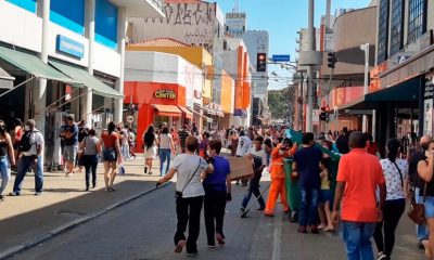 Centro de Jundiaí após reabertura