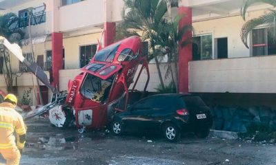 Helicóptero cai em cima de carro no Distrito Federal