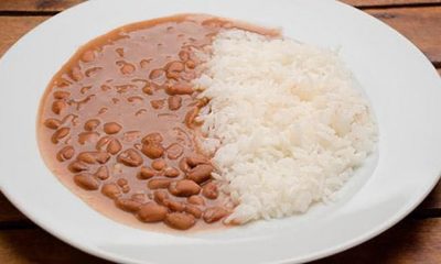 Prato com arroz e feijão. (Foto: Divulgação)