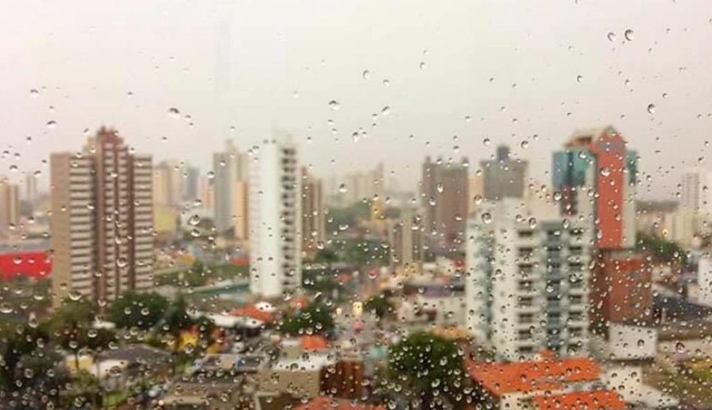 Clima chuvoso na cidade de Jundiaí