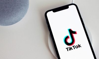 Aplicativo TikTok aberto no celular