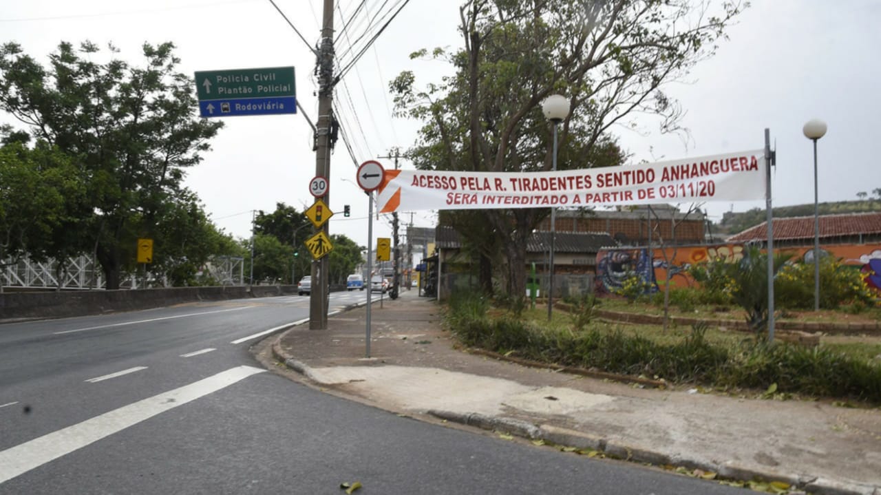 Alça de acesso da Rodovia João Cereser