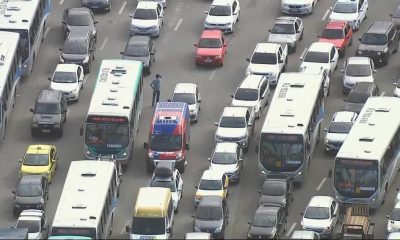 Homem passa meia hora procurando carro em congestionamento no Rio de Janeiro