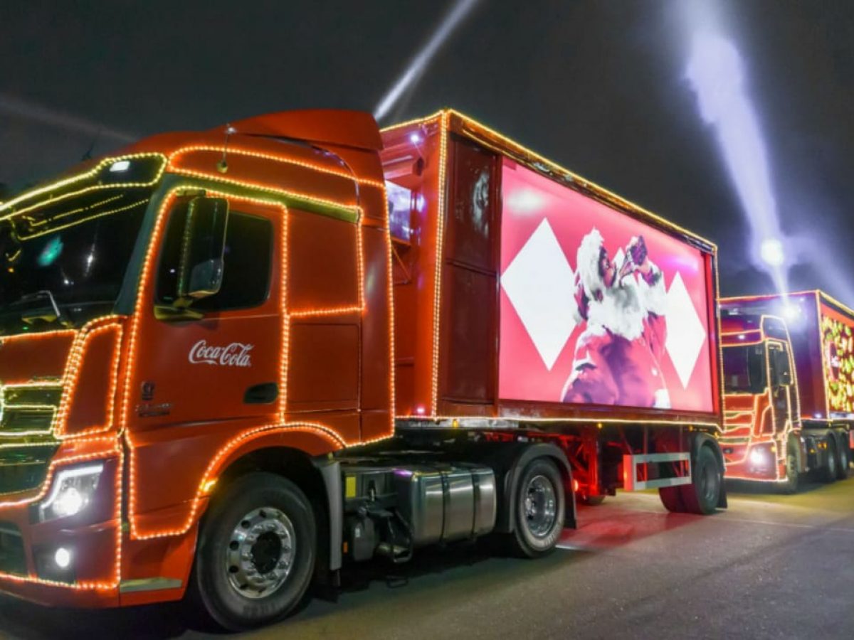 Jundia recebe a Caravana Iluminada de Natal da Coca Cola FEMSA