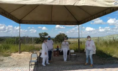 Profissionais da saúde de Cedro do Abaeté, em Minas Gerais.