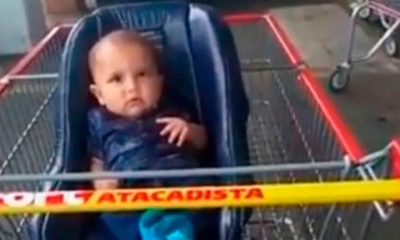 Bebê esquecido em supermercado. (Foto: Reprodução/YouTube)