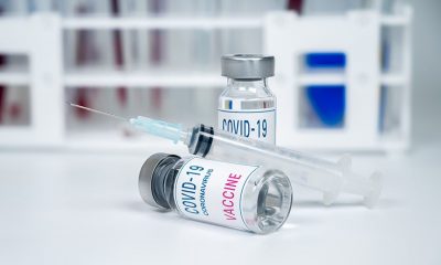 Ampolas com vacina contra Covid-19