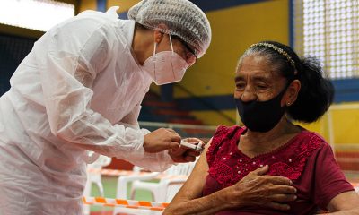 Vacinação de idosos em Campo Limpo Paulista. (Foto: Mauro Utida)