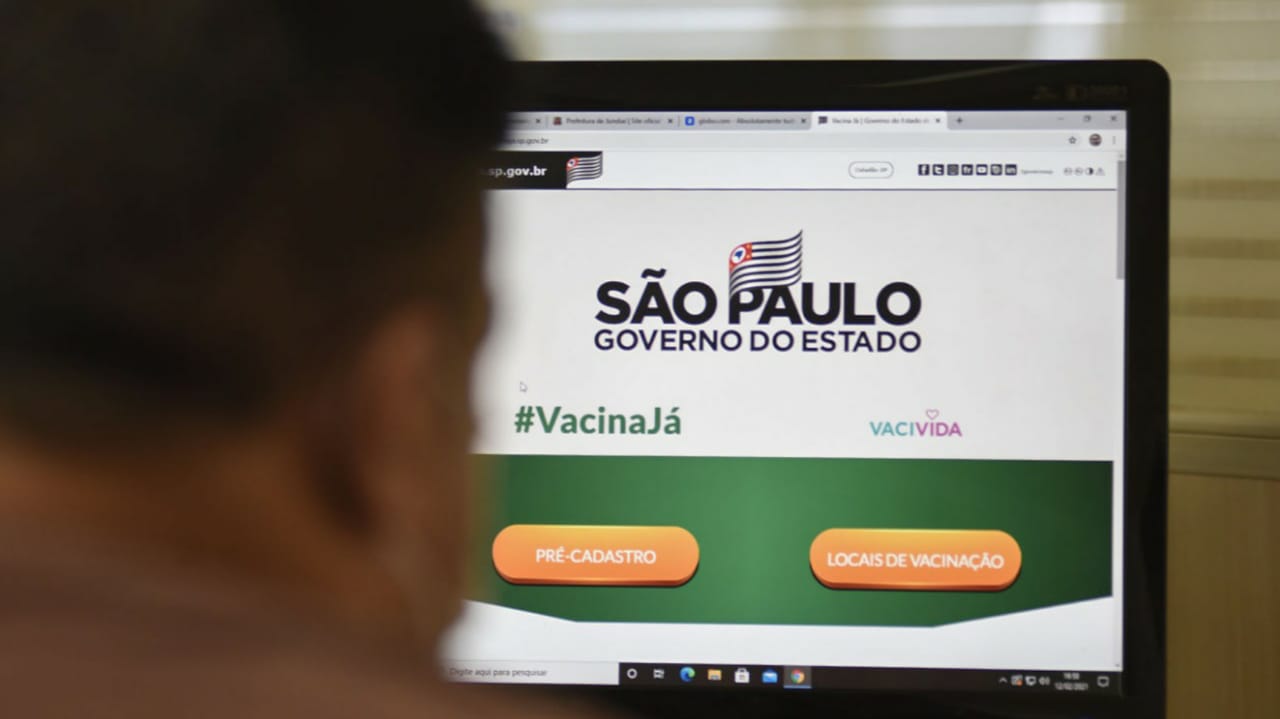 Cadastro no site Vacina Já agiliza atendimento para vacinação contra Covid-19