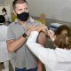 Jundiaí inicia nova etapa de vacinação dos profissionais da saúde