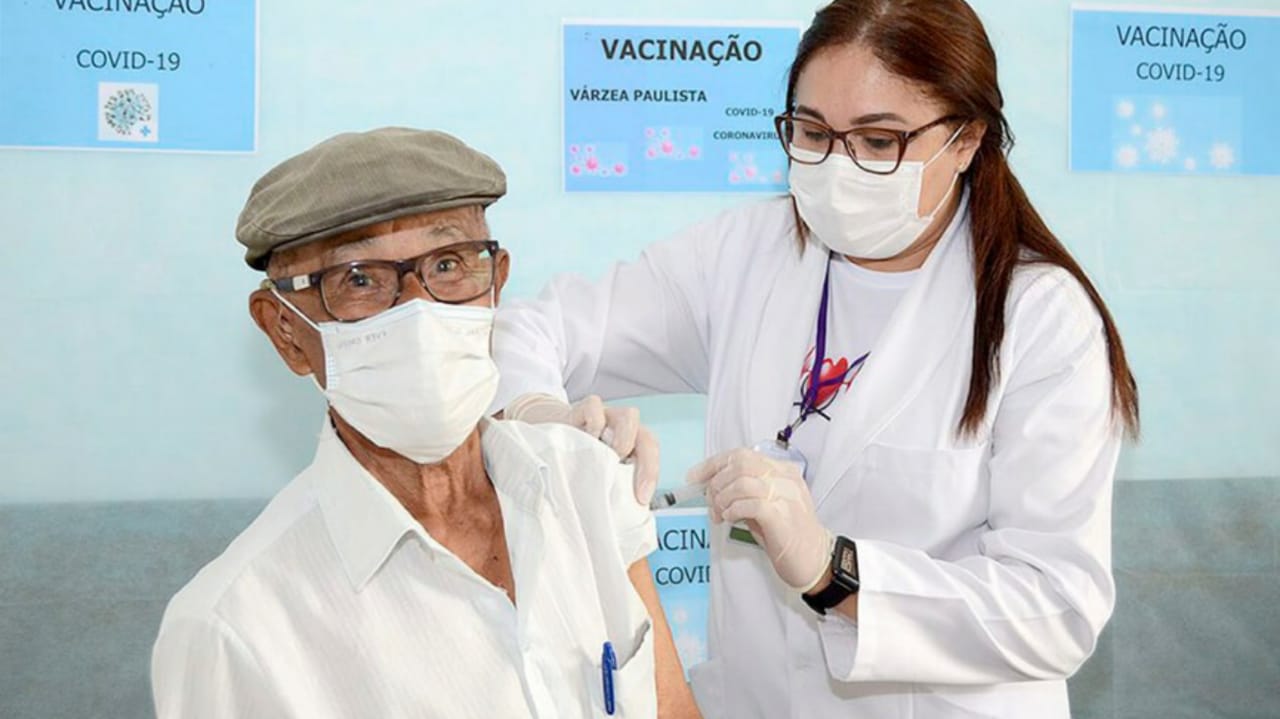Vacinação Várzea Paulista.
