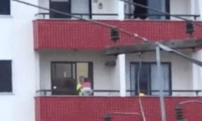 Homem é flagrado colocando criança em parapeito de prédio em Jundiaí