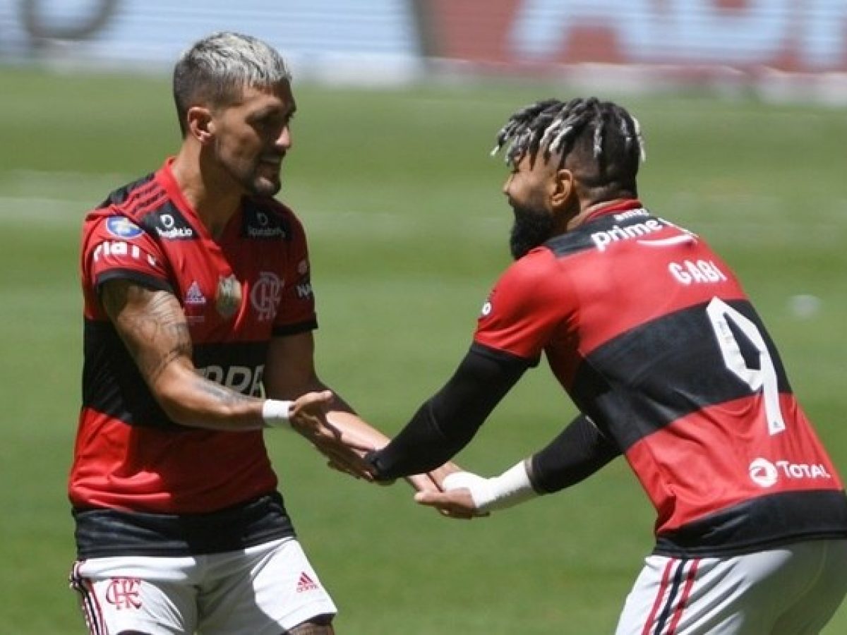 Supercopa: Flamengo vence Palmeiras nos pênaltis e conquista título -  Agência de Notícias CEUB