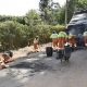 Obra de acabamento de asfalto ecológico no bairro Rio Acima