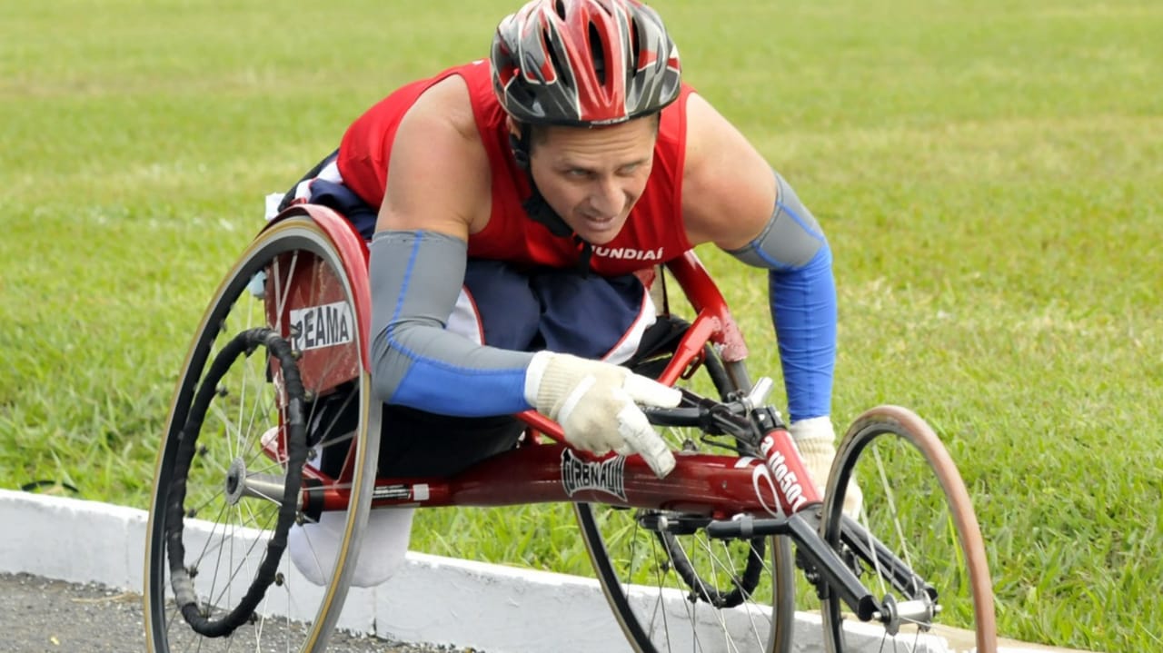 Pan-Atleta em cadeira de rodas de corrida