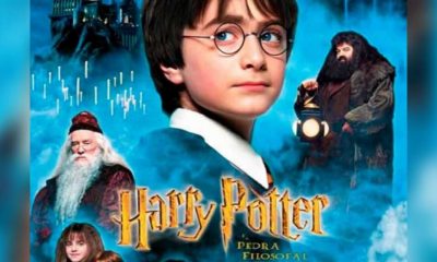 Capa do filme Harry Potter e a Pedra Filosofal