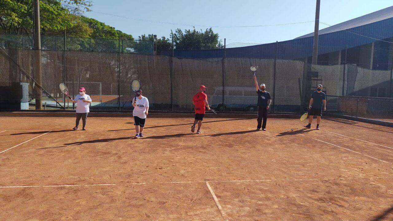 Atletas de tênis do PEAMA de Jundiaí