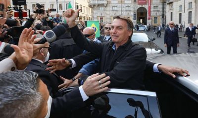Bolsonaro é hostil com jornalistas em roma