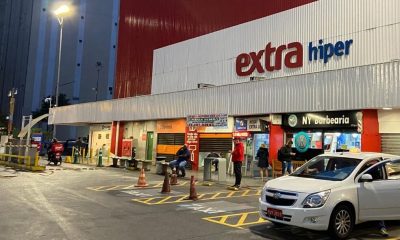 Hiper mercado Extra Avenida Brigadeiro Luís Antônio, na Bela Vista, região central de São Paulo