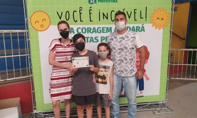 Família em vacinação contra Covid em Campo Limpo Paulista