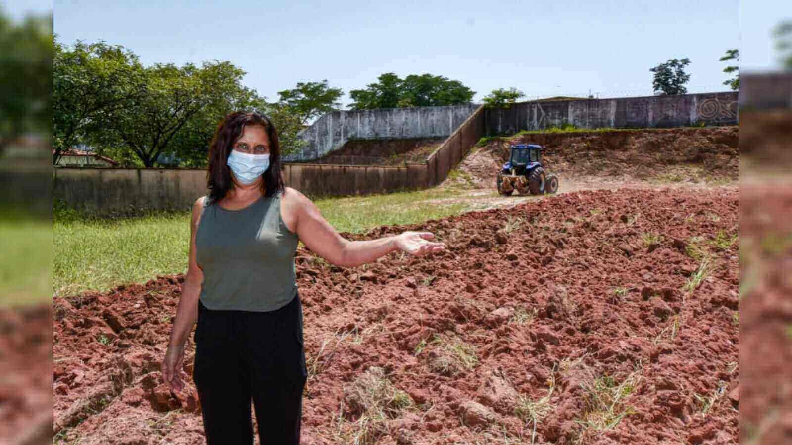 Horta urbana no bairro da Fazenda Grande