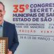 O gestor Tiago Texera recebe o prêmio David Capistrano no 35º Congresso de Secretários Municipais de Saúde do Estado de São Paulo